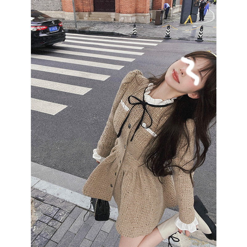 Wool Waist-closing Dress Style 1