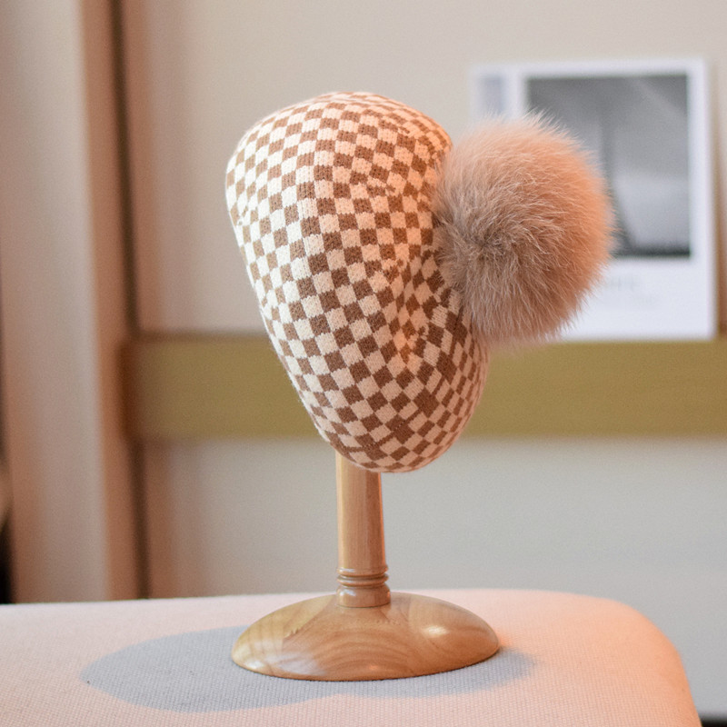 Wool Octagonal Small Square Grid Beret Image 5