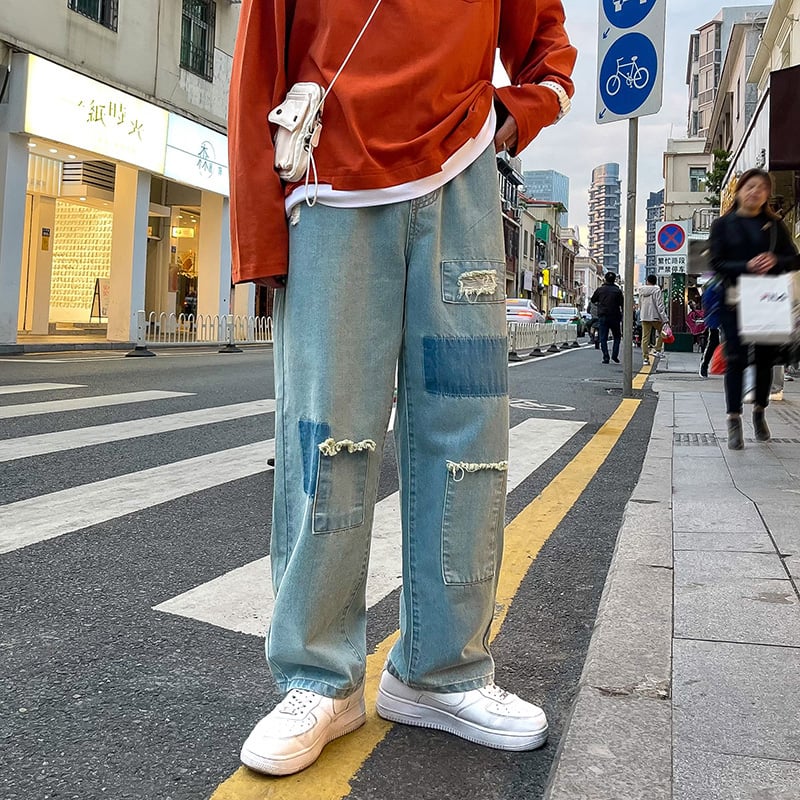 Ripped Jeans Image 5
