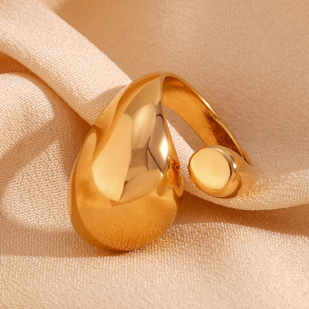 Rosie Gold Ring Image 1