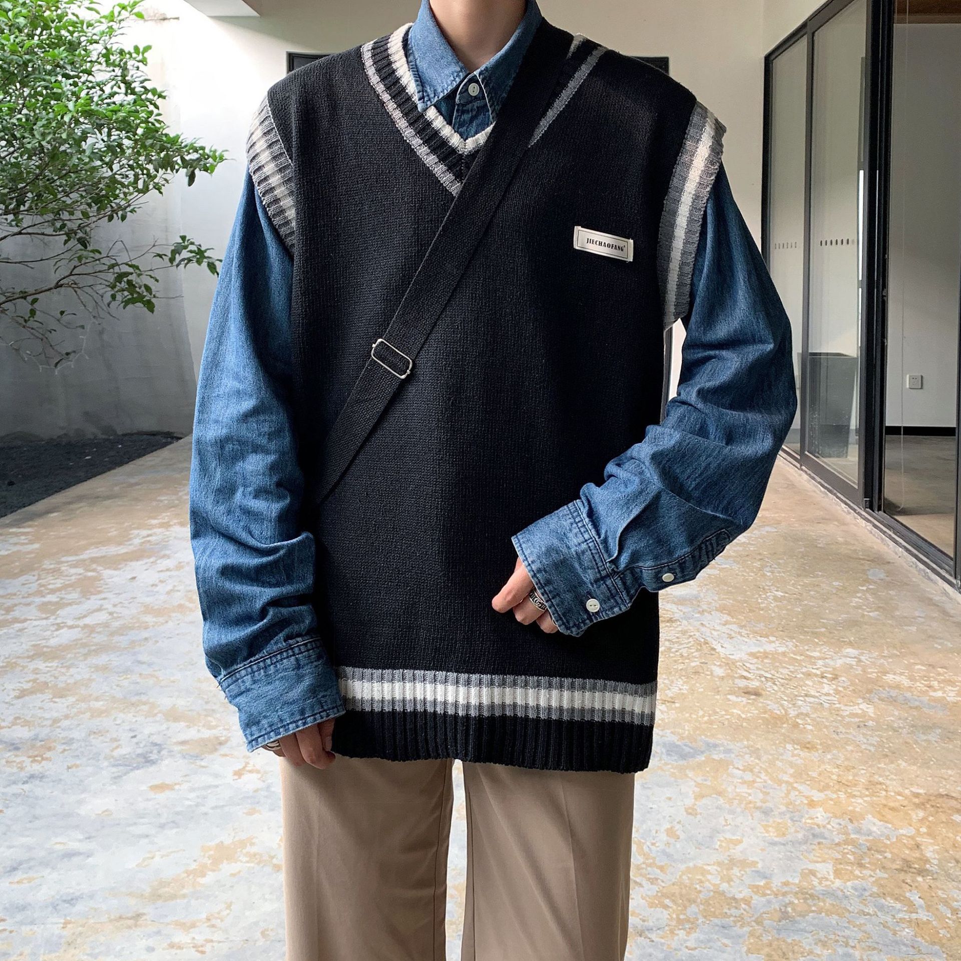 Men's Autumn Sweater Image 5