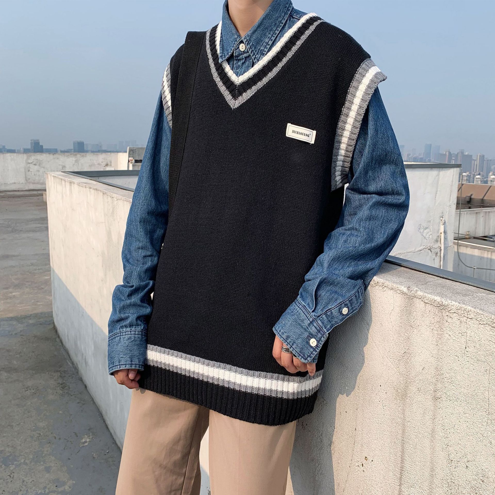 Men's Autumn Sweater Image 6