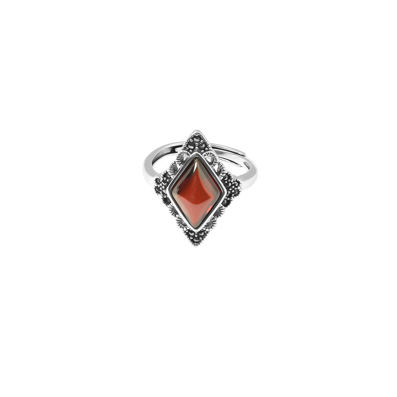 Retro Diamond Ring Image 2