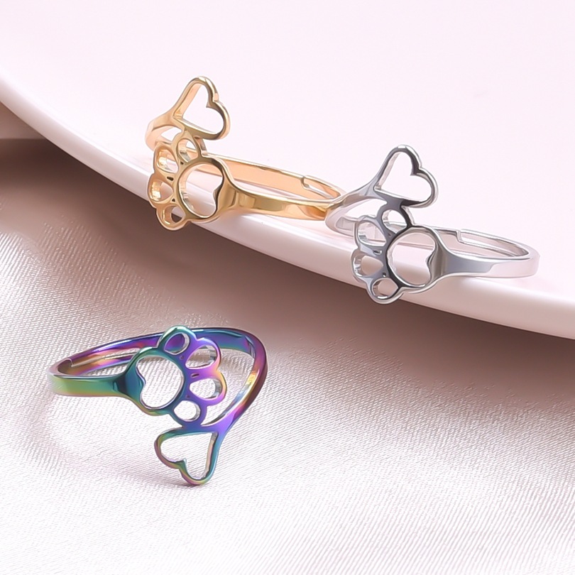 Footprints Love Heart Ring - Image 4