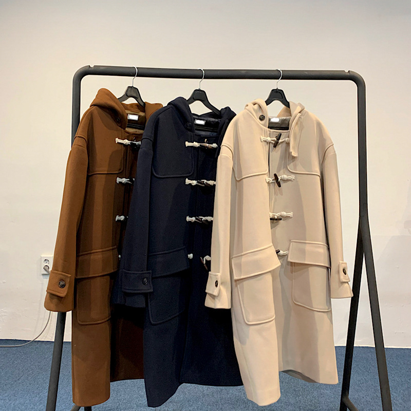 Men's Classic Wool Coat Image 4