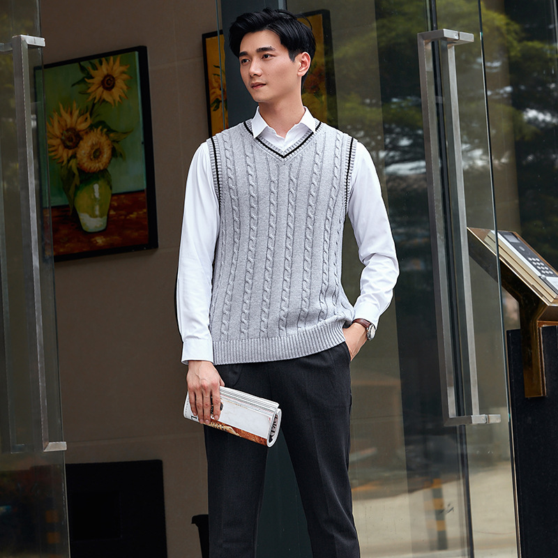 V-neck Vest in White