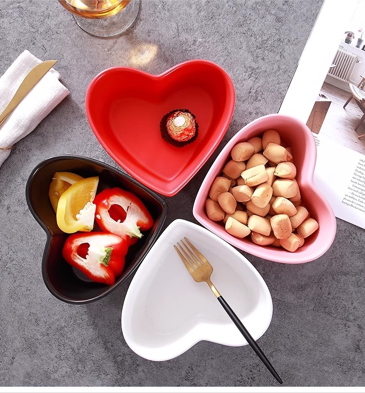 Nordic Heart-shaped Bowl 3