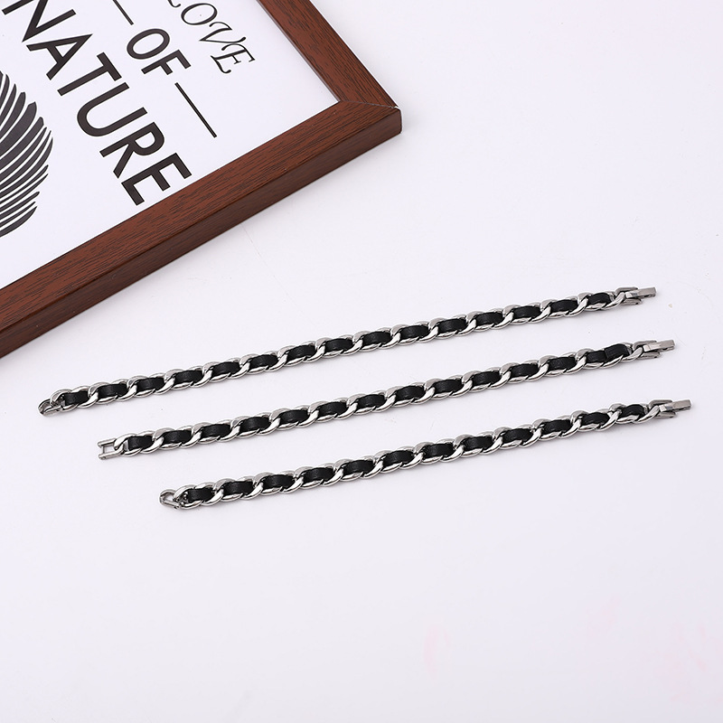 Necklace and Bracelet Image 3