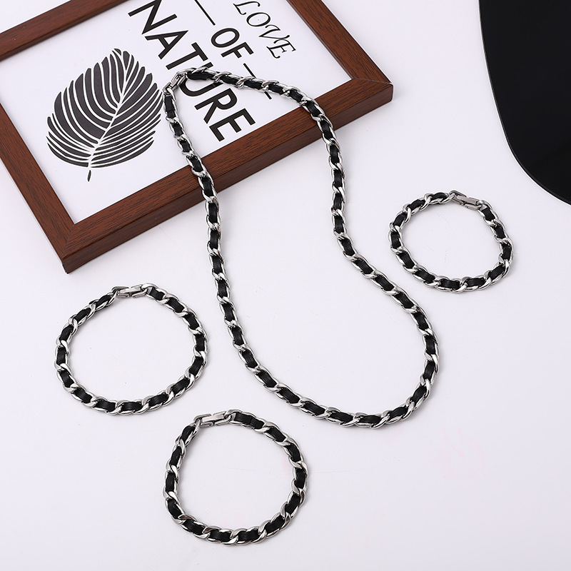 Necklace and Bracelet Image 1