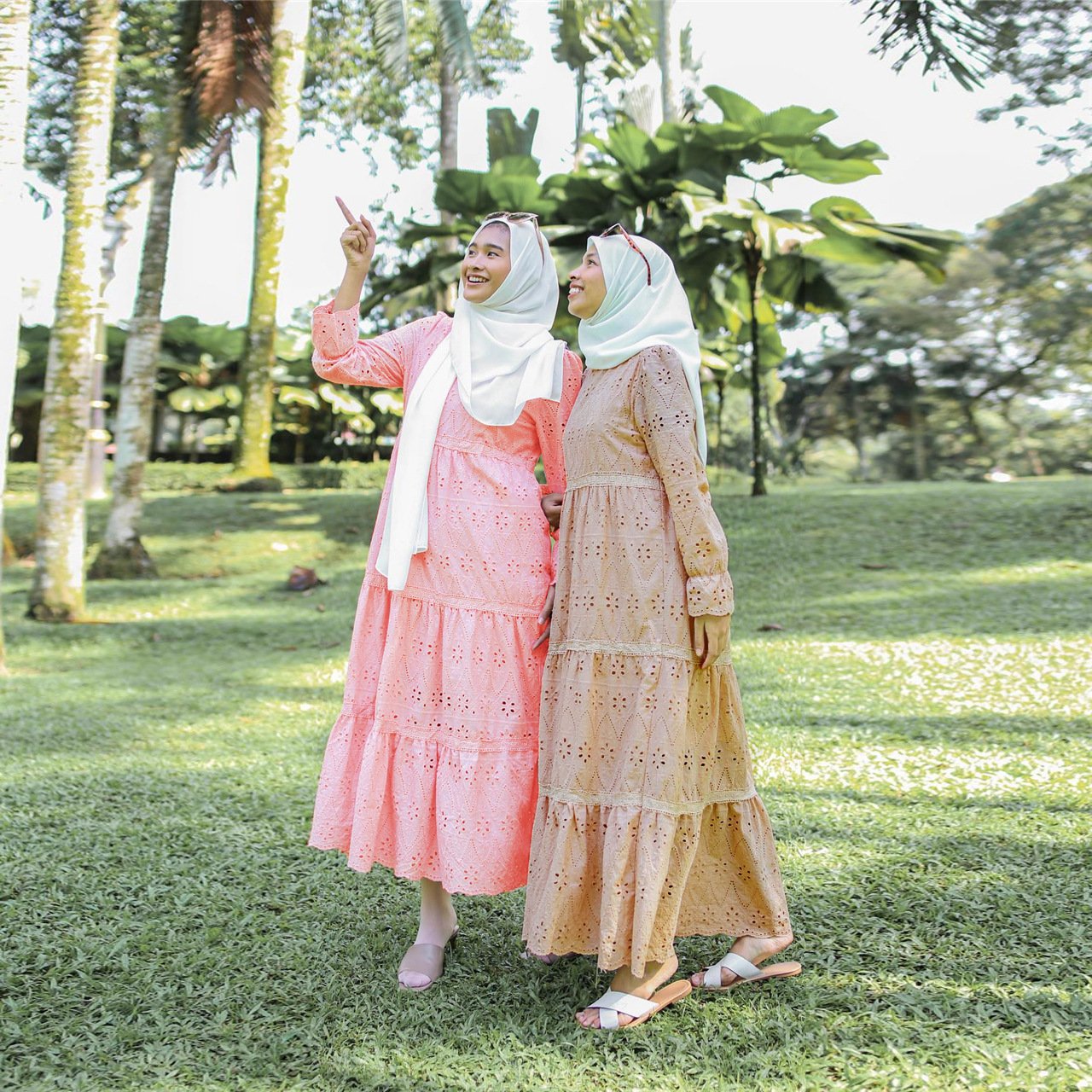 Hollow Lace Dress Image 12