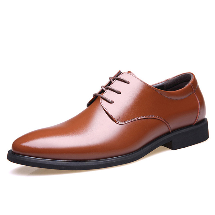 Daily Pointed Formal Leather Shoes Image 1