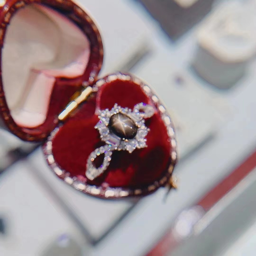 Natural Star Sapphire Ring - Image 3