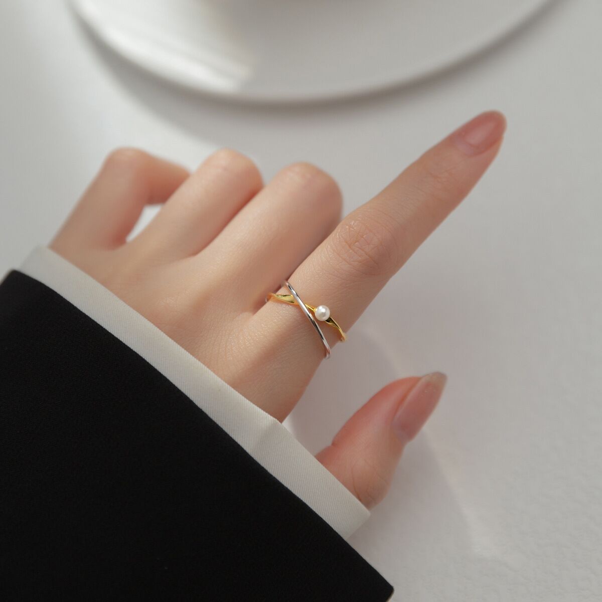 Cross Pearl Ring Image 3