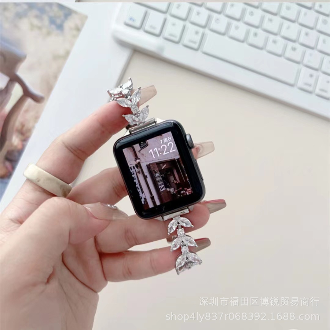Mermaid Chain Diamond Strap 2
