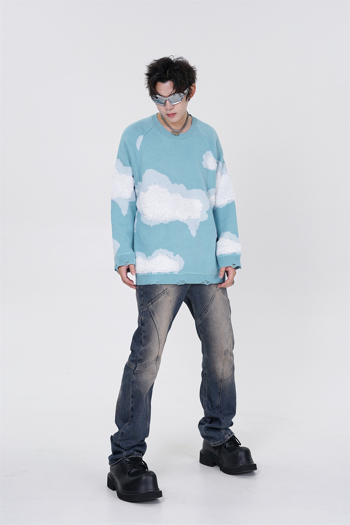Sweater Image 3
