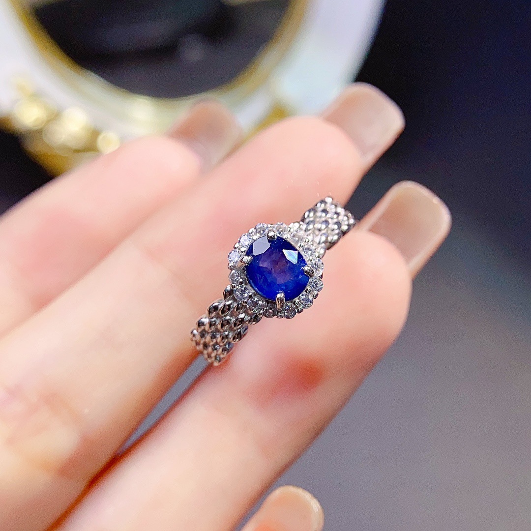 Natural Sapphire Ring Image 3