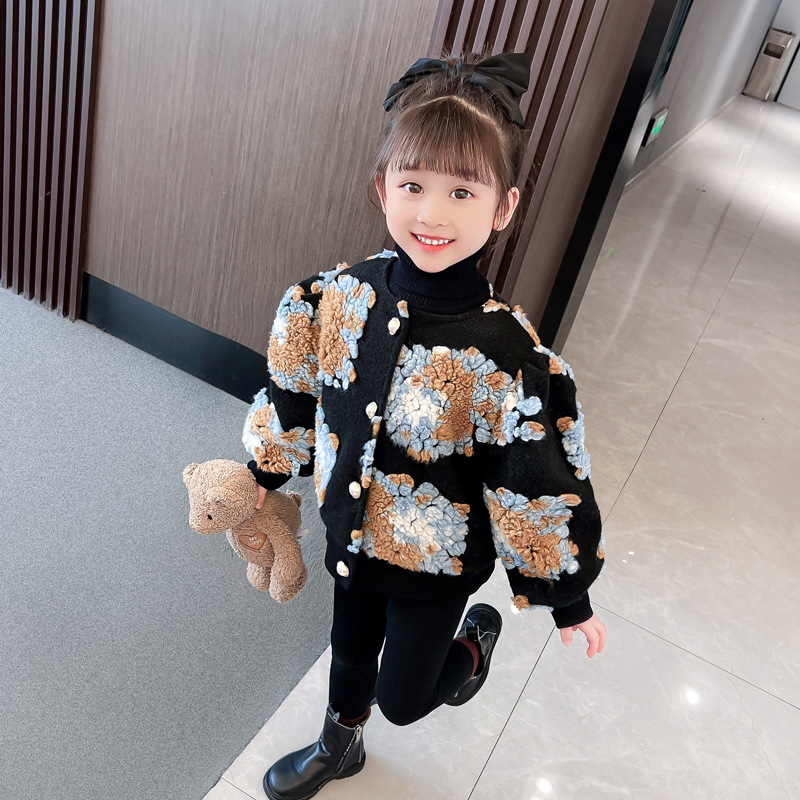 Chic Lamb Wool Coat