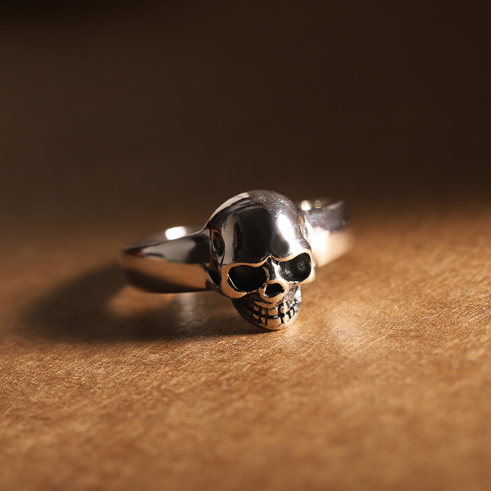 Skull Ring Image 6