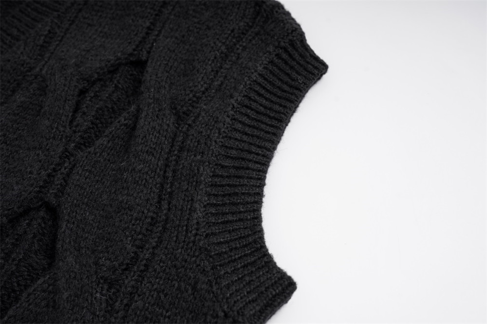 Sweater Vest Image 8