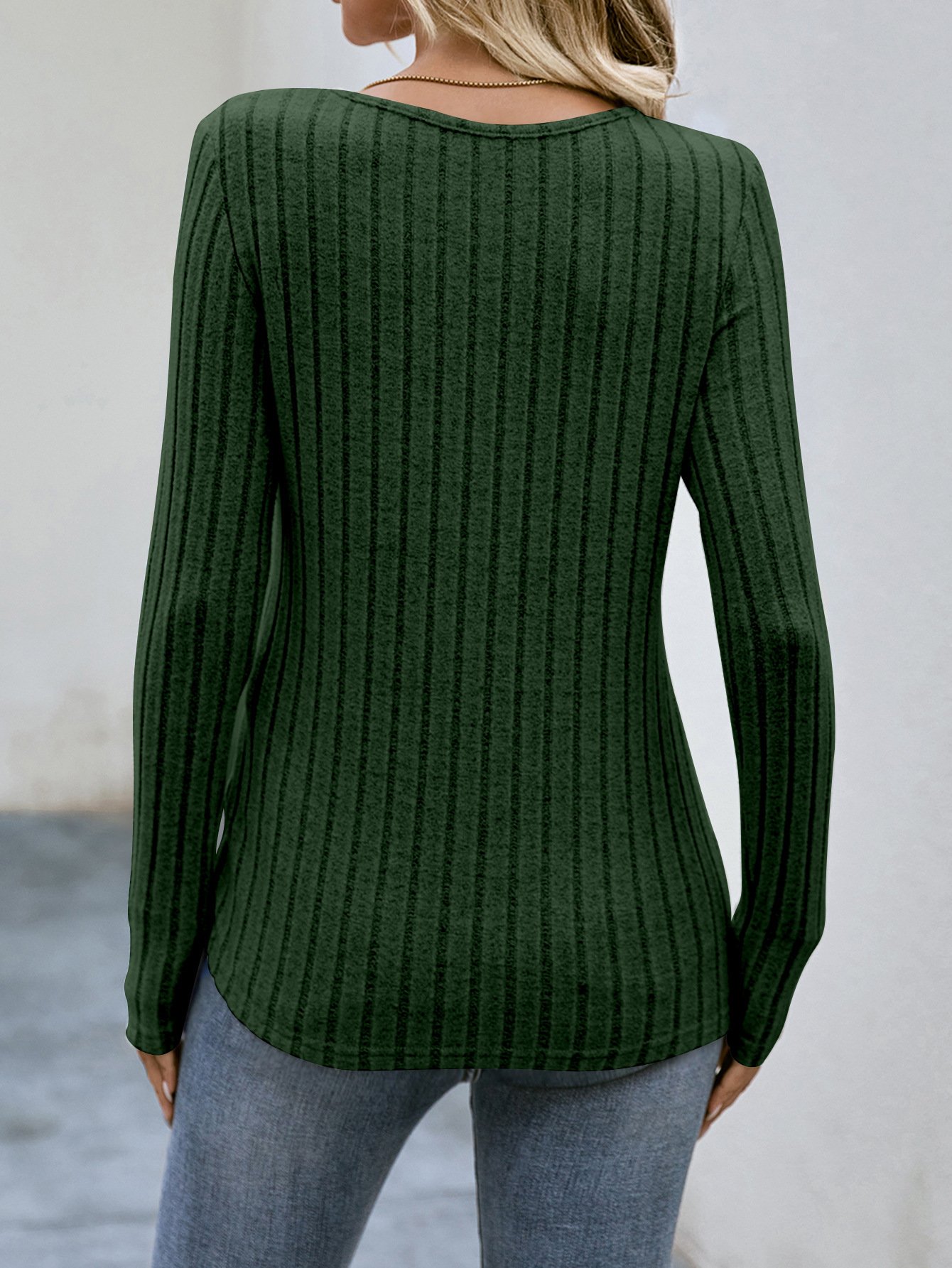 Sweater Image 9