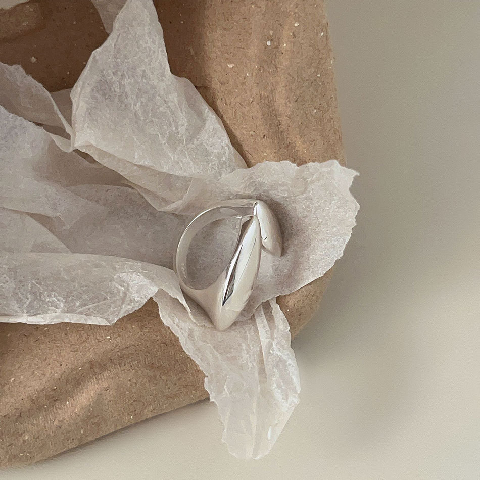 Geometric Ring Image 4