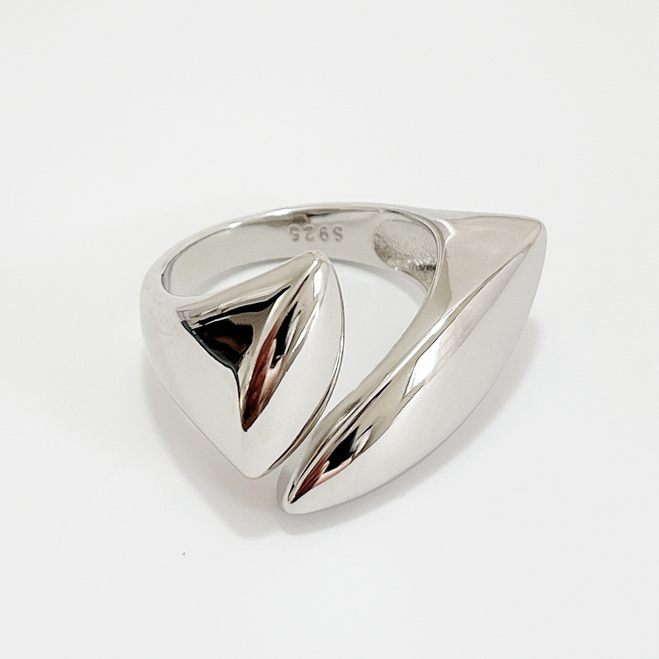 Geometric Ring Image 5
