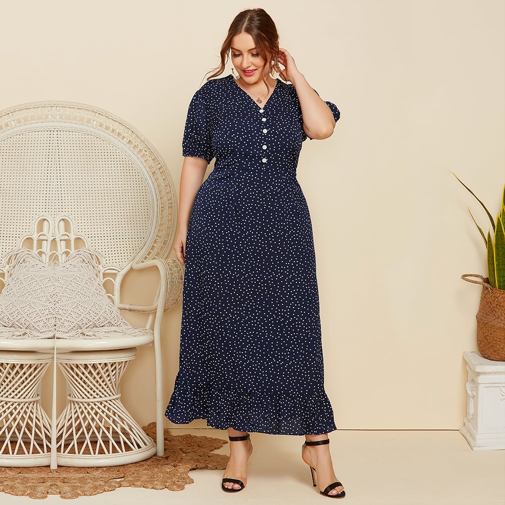 Plus Size Dress Image 4