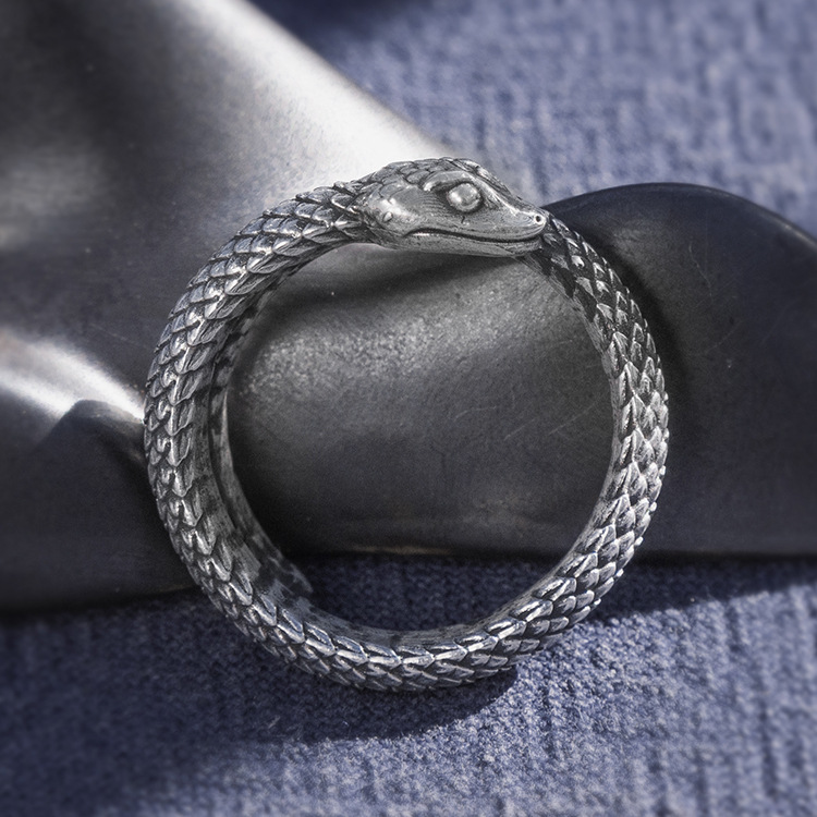 Snake Retro Silver Ring 1