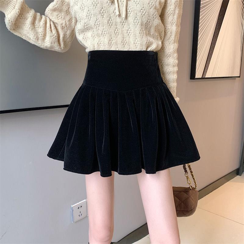 Women's Fashion Small Velvet Skirt Image 6