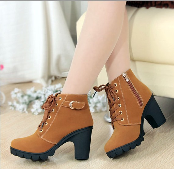 Fashionable Women's Boots