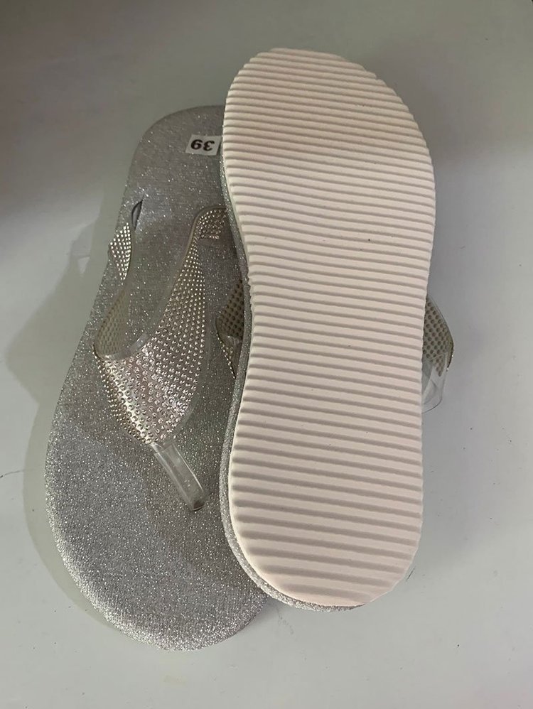 Ladies Flip Flops Sandals - Image 3