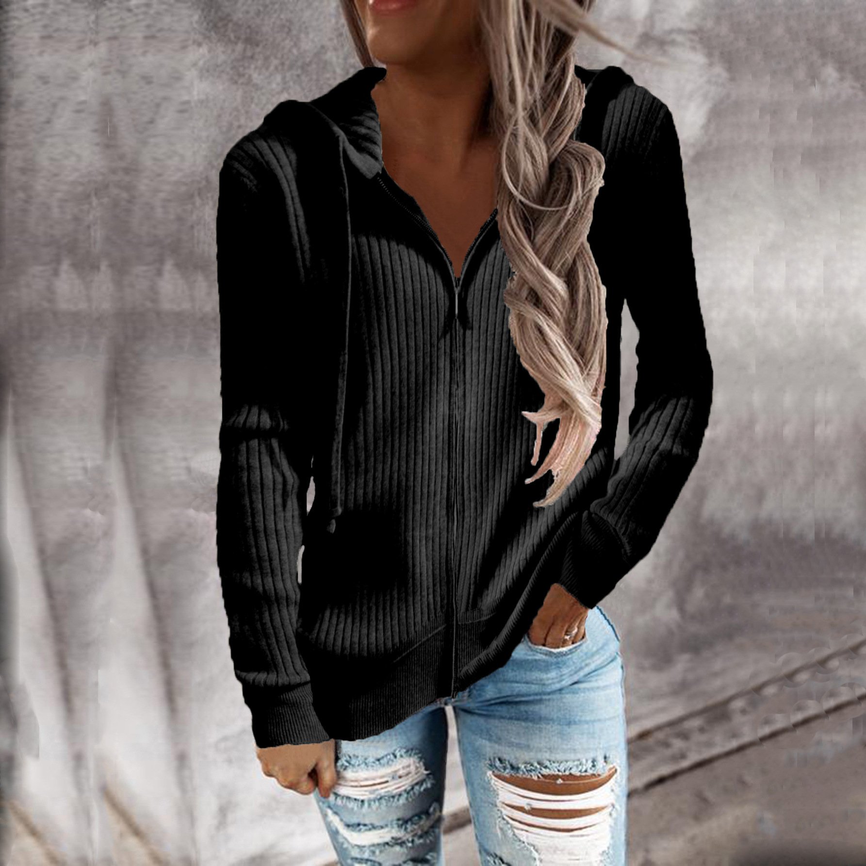 Women's Sweatshirt Detail 10