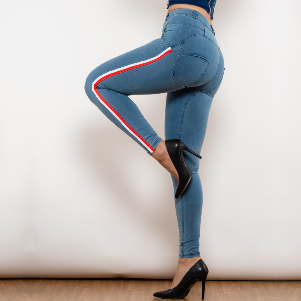 Fashionable Look with Shascullfites Melody Jeans