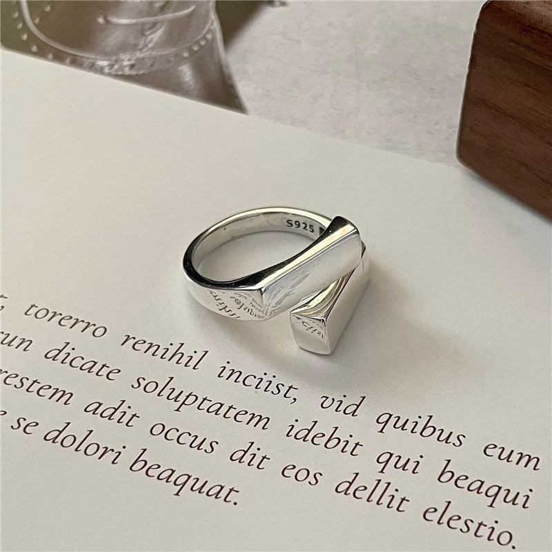 Geometric Ring Image 3