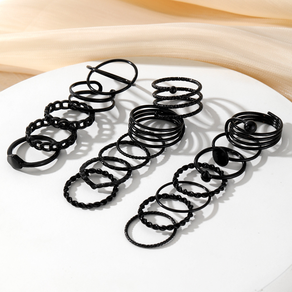 Geometric Spiral Cross Ring 3