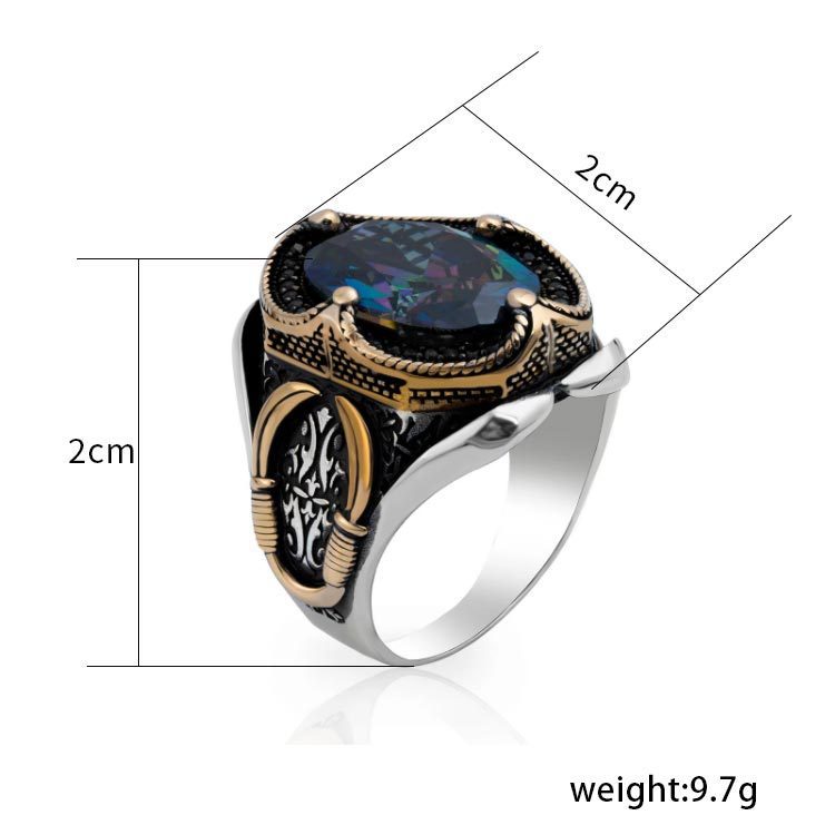 Men's and Women's Retro Carved Ring Image 1