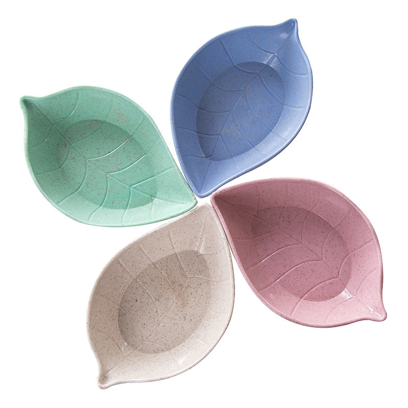 Small Straw Leaves Saucer Green