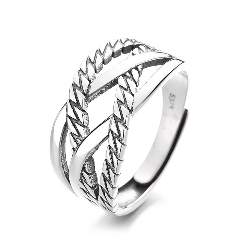 Twist Shape Line Cross Ring Image 4