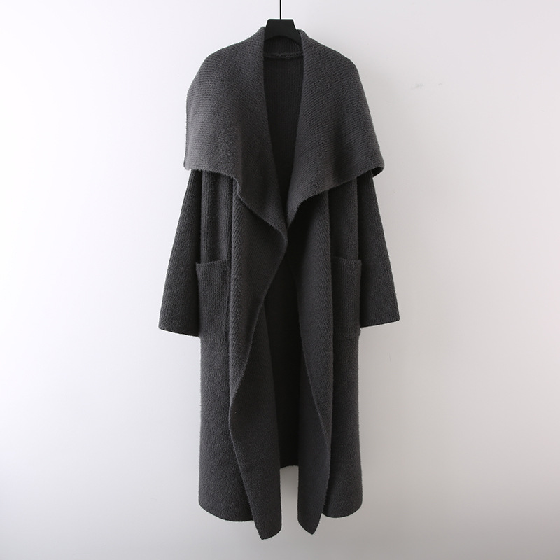 Fashionable Knitted Cardigan in Black Gray