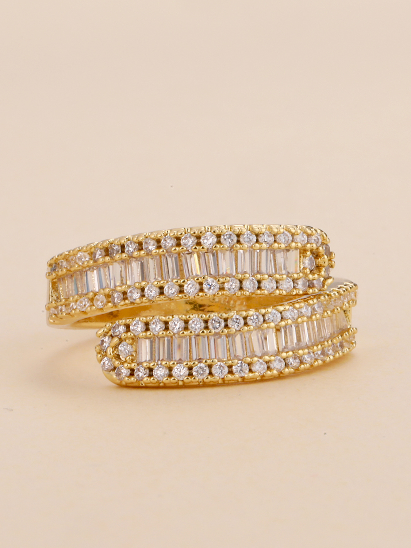 Copper Inlaid Zircon Ring Image 2