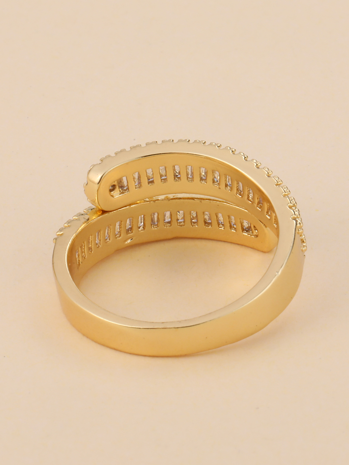 Copper Inlaid Zircon Ring Image 5