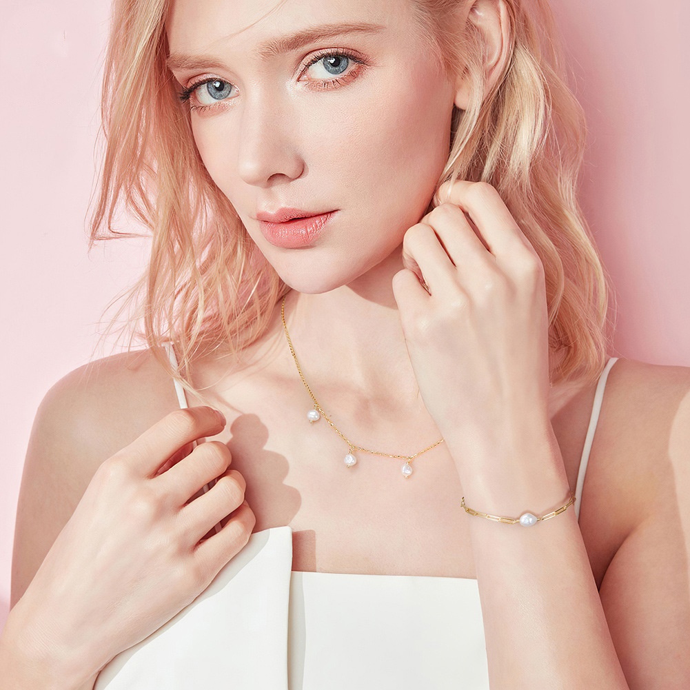 Bracelet Image 1