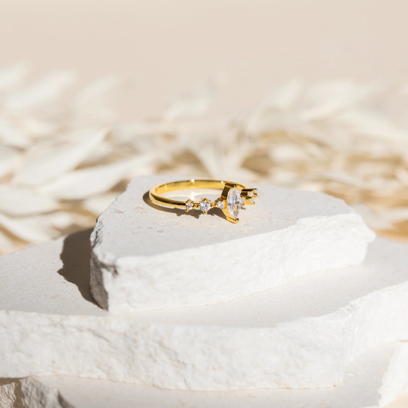 Diamond-studded Ring 1
