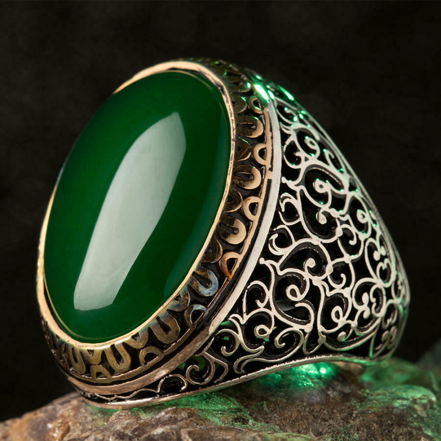 Vintage Natural Emerald Carved Totem Men's Ring 3