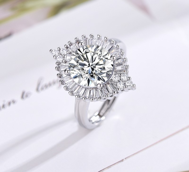 Moissanite Ring Image 3