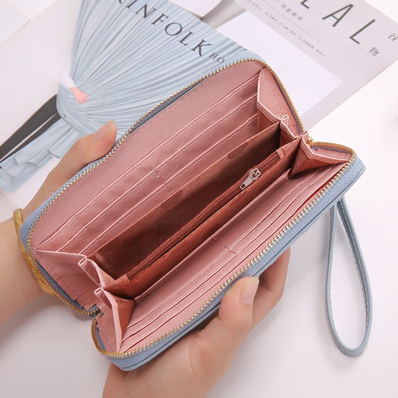 Clutch Wallet Image 3