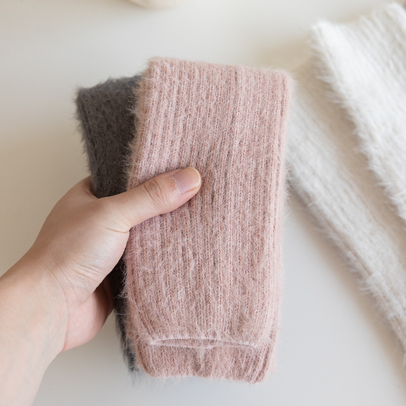 Thickened Feather Yarn Sock Meat Pink