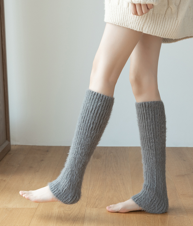 Thickened Feather Yarn Sock Black