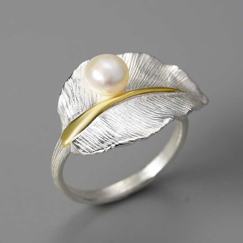 Leaf Pearl Ring Image 1