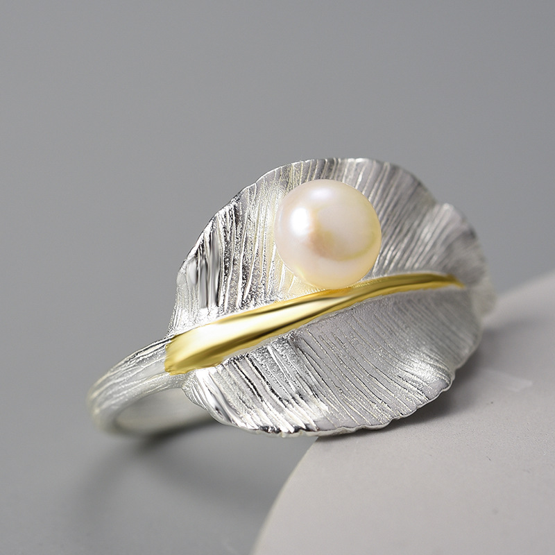Leaf Pearl Ring Image 2